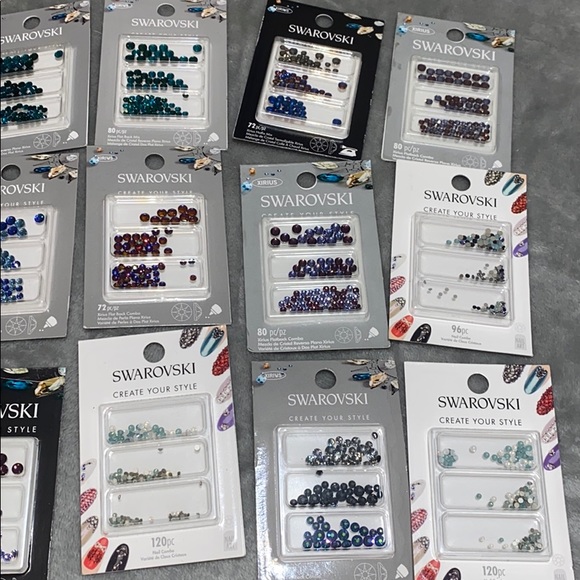Swarovski crystals - Picture 2 of 3
